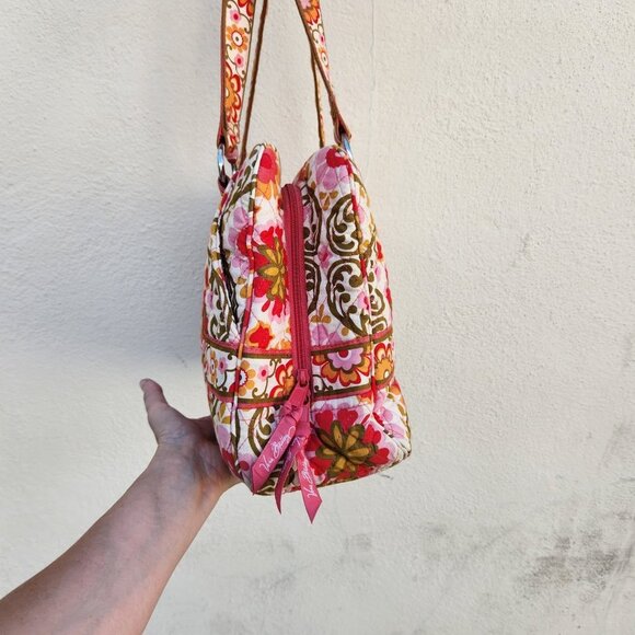 5/$100 SALE - Vera Bradley Folkloric Quilted Floral Bag - Picture 7 of 11